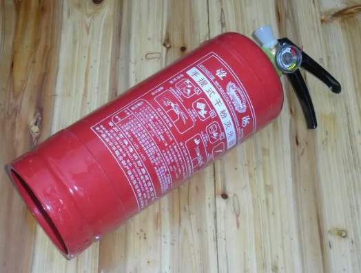 灭火器的正确使用方法 灭火器使用步骤及注意事项