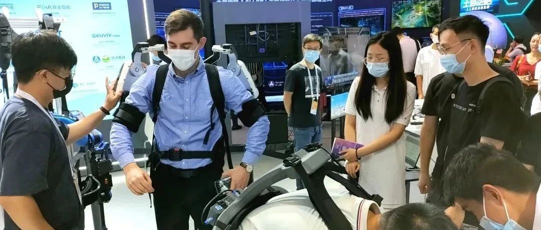 重磅活动3丨劳保会外骨骼技术体验区
